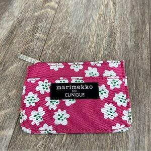 Like new! Marimekko for Clinique Floral Canvas Card Holder